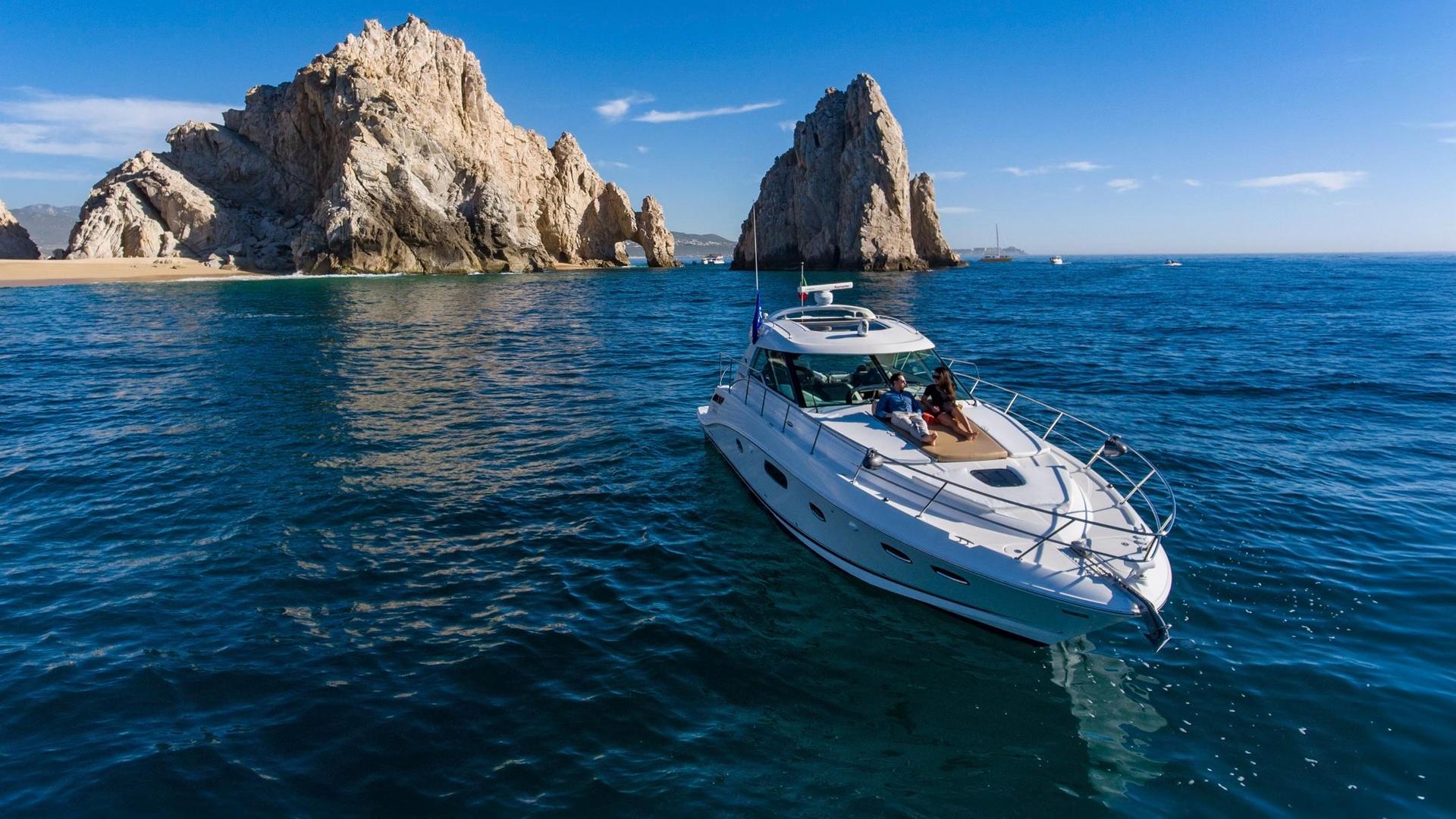 Cabo Private Yacht Experience